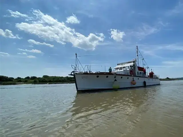 Thornycroft HS Target Towing Launch