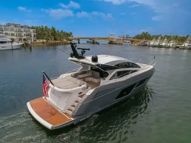 Sunseeker Predator 57