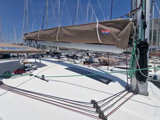 Fountaine Pajot Lucia 40