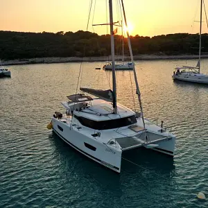 2017 Fountaine Pajot Lucia 40