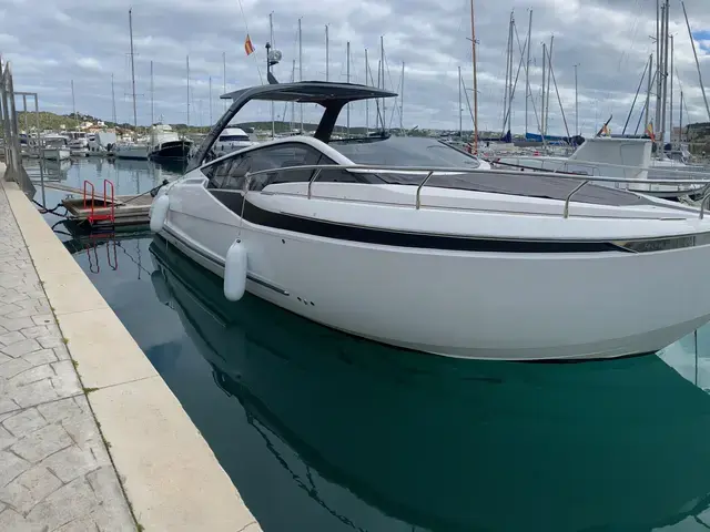 Fairline F Line 33