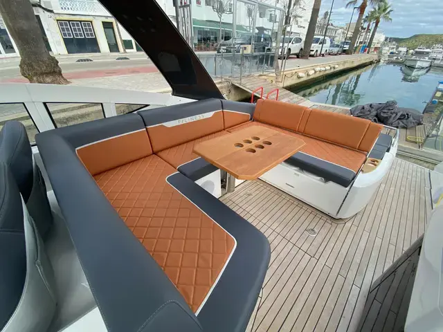 Fairline F Line 33