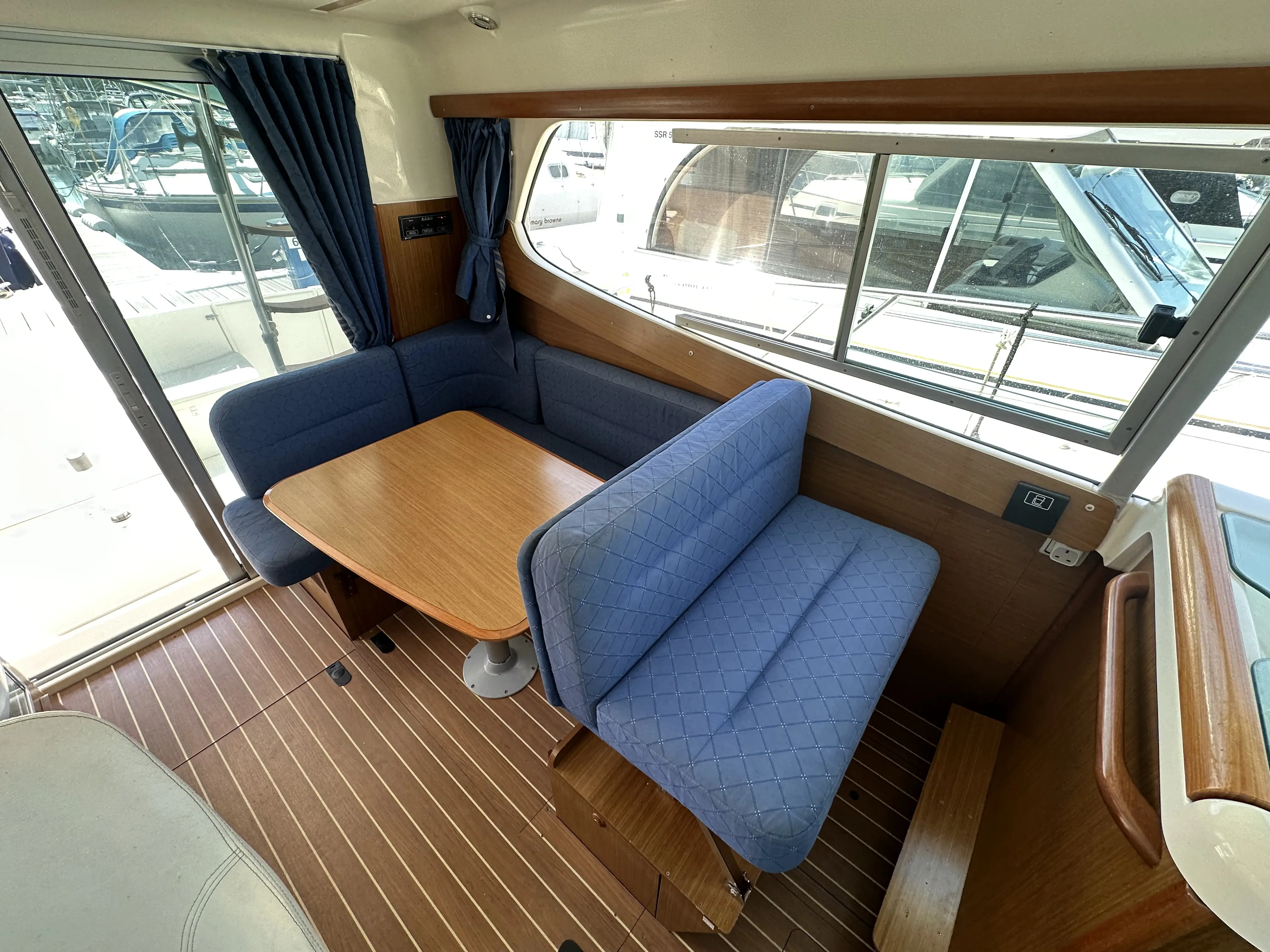 2006 Jeanneau merry fisher 925