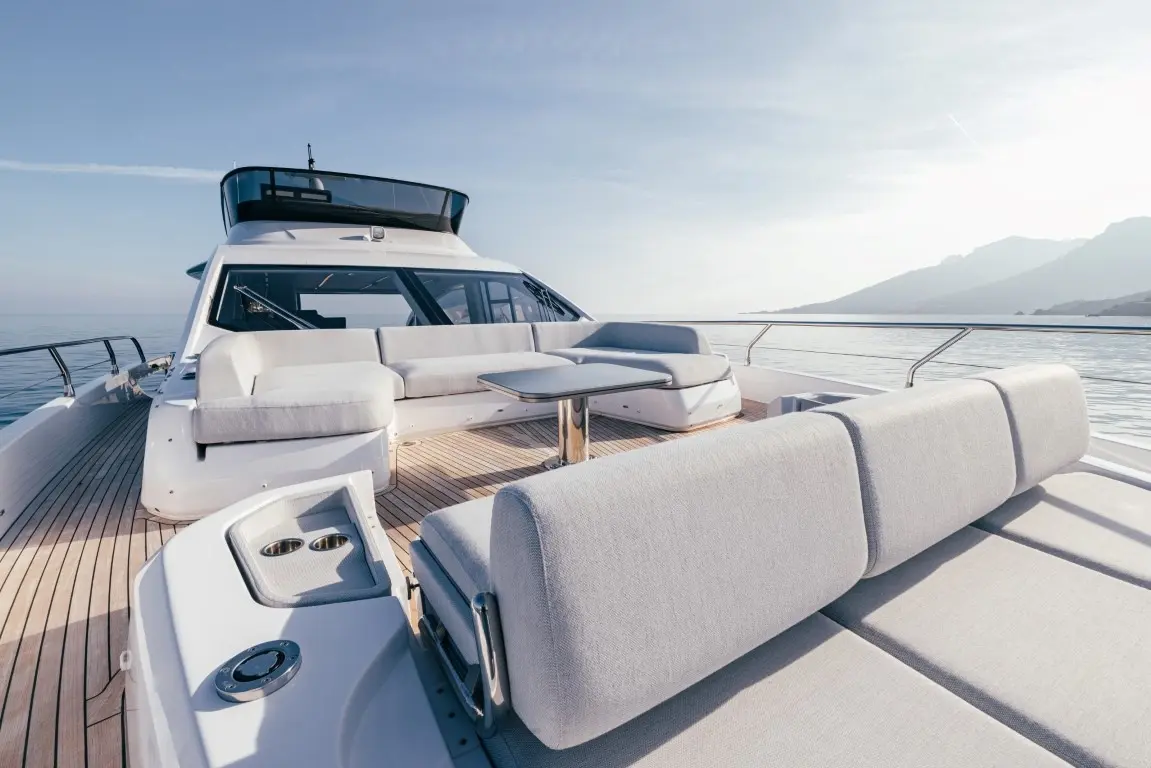 2023 Azimut s7