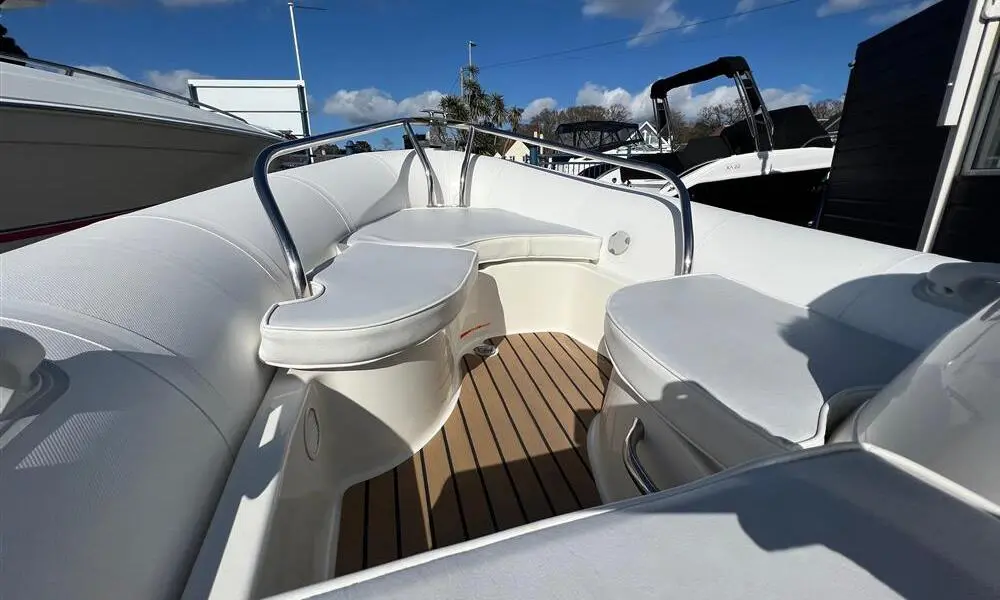 2005 Zodiac yachtline deluxe 420