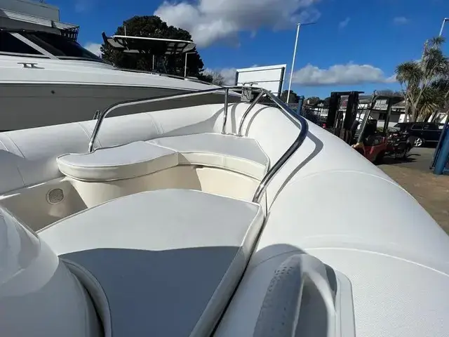 Zodiac Yachtline Deluxe 420