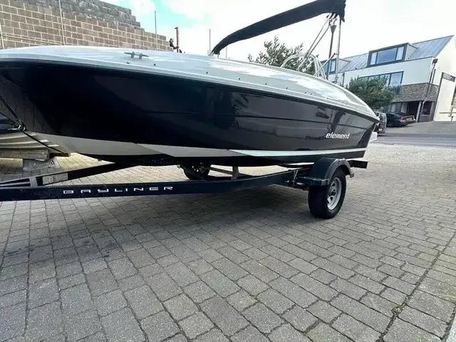 Bayliner Element E5