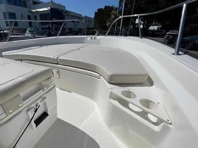 Boston Whaler 190 Montauk