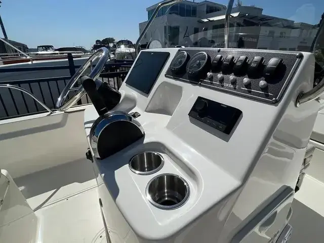 Boston Whaler 190 Montauk