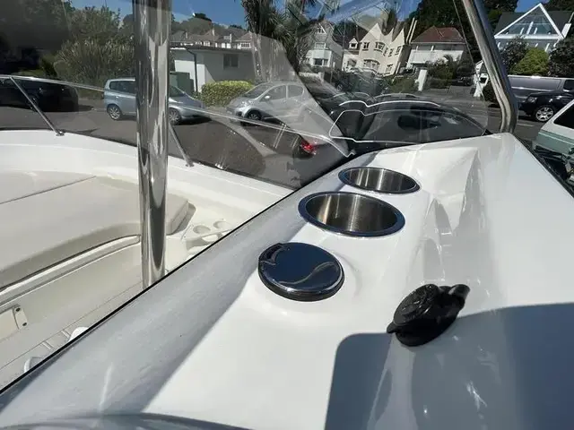 Boston Whaler 190 Montauk