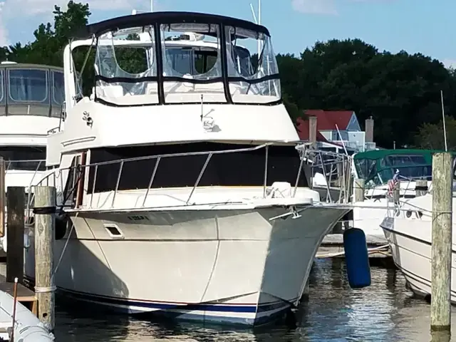 Carver 405 Aft Cabin Motoryacht