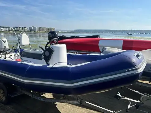 Avon Adventure 400 Open for sale in United Kingdom for £6,995 (€8,324)