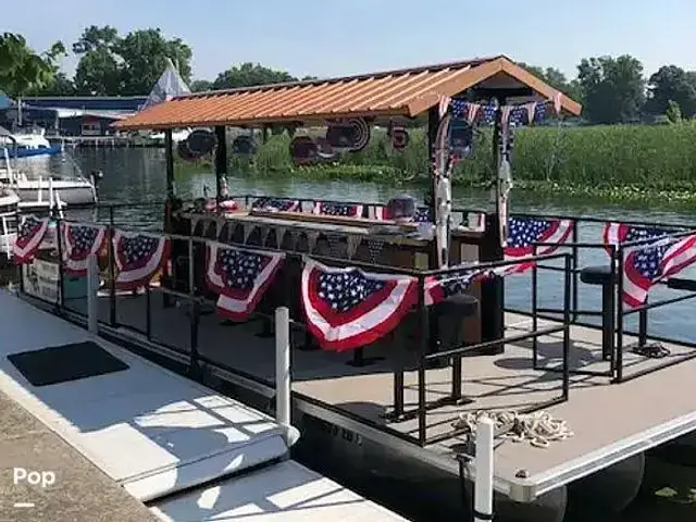 Neptoon 27 NW Cruiser Party Barge