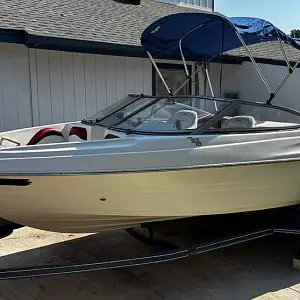 2005 Mariah SX 18