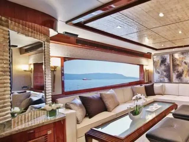 Johnson Flybridge Motor Yacht