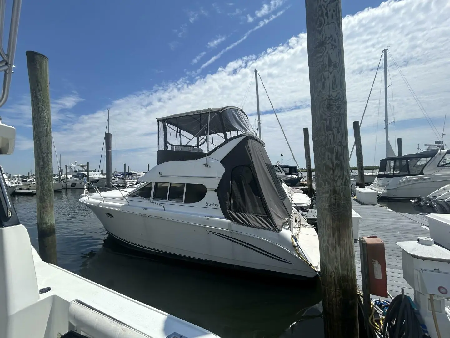 1996 Silverton 312 sedan cruiser