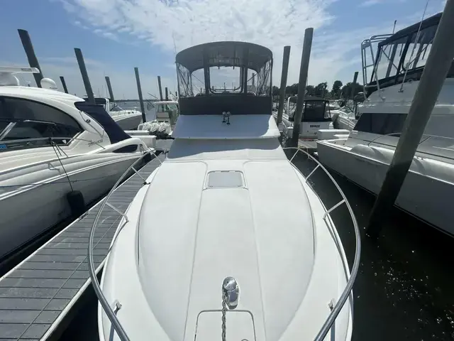 Silverton 312 Sedan Cruiser