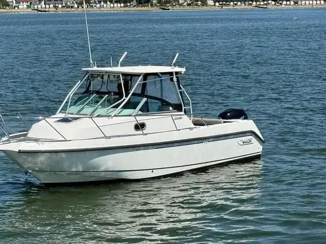 Boston Whaler 26 Conquest