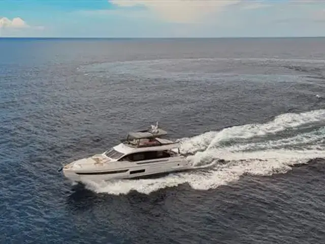 Azimut 72'