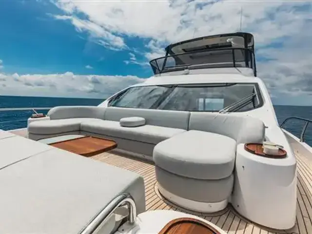 Azimut 72'