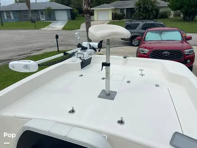 Mako 17 Pro Skiff