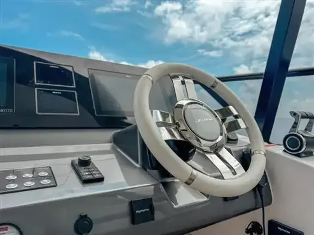 Azimut 72'