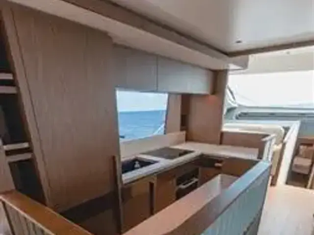 Azimut 72'