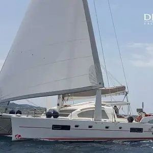 2009 Catana 50