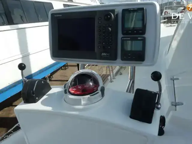 Catana 50