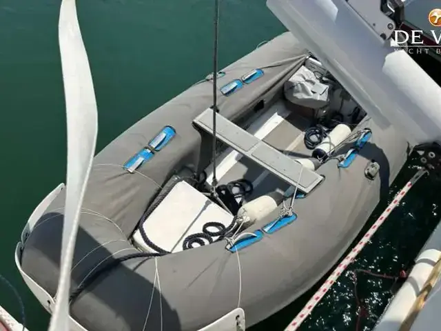 Catana 50