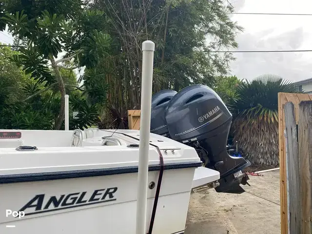 Angler 220 CC