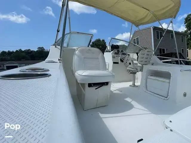 Sea Pro Boats 228 DC