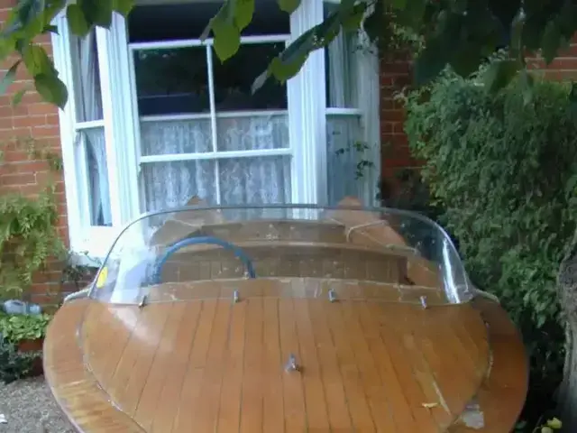 Unknown Classic Wooden Runabout