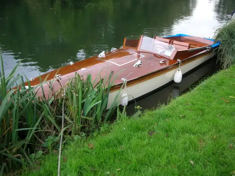 1932 Andrews turtle deck slipper launch