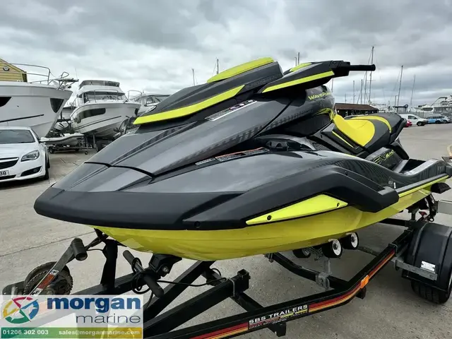 Yamaha FX SVHO Waverunner Jet ski