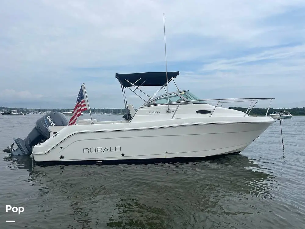 2008 Robalo r225