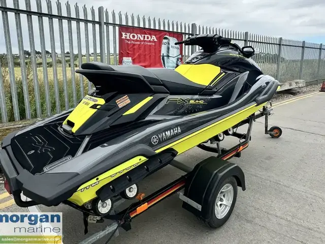 Yamaha FX SVHO Waverunner Jet ski