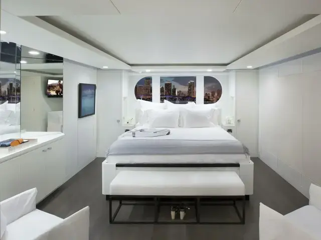 Feadship 154