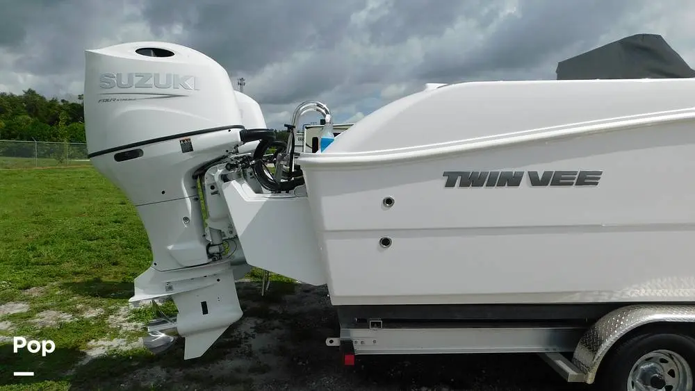 2025 Twin Vee 260 stx cc