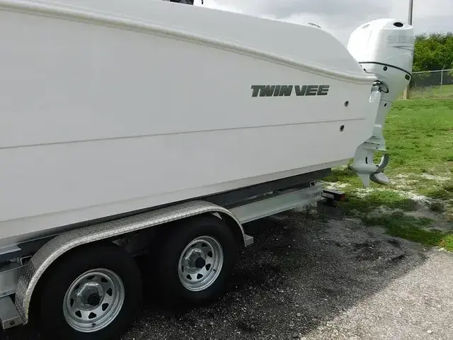 Twin Vee 260 Stx