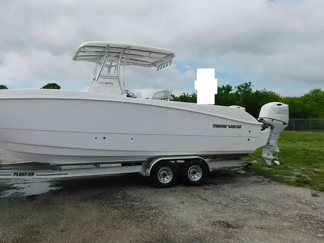 Twin Vee 260 Stx