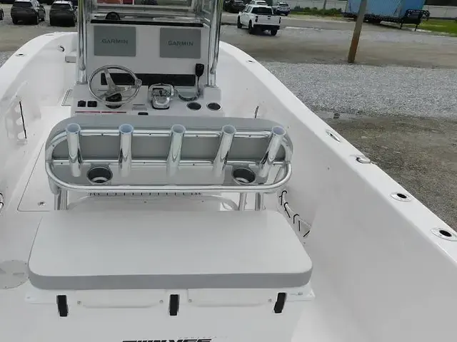 Twin Vee 260 Stx