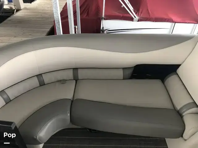 Harris Boats Grand Mariner 250