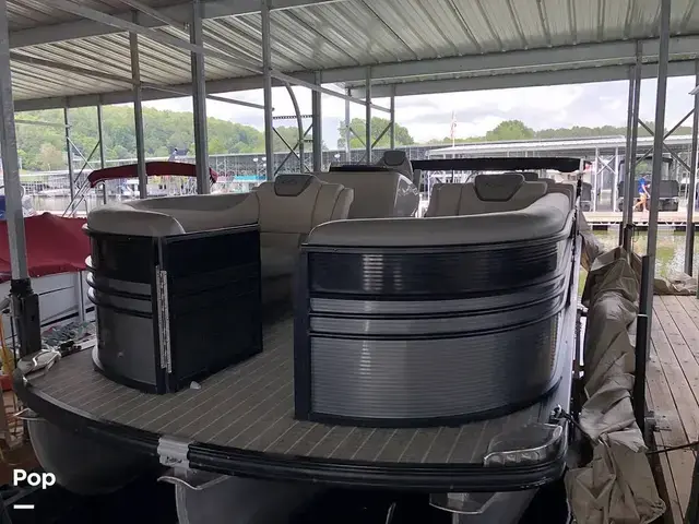 Harris Boats Grand Mariner 250