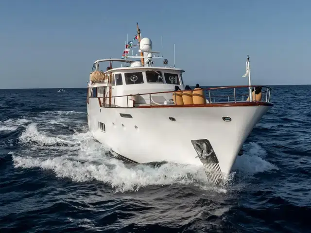 Feadship Classic Canoe Stern