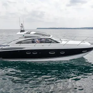 2009 Princess V42