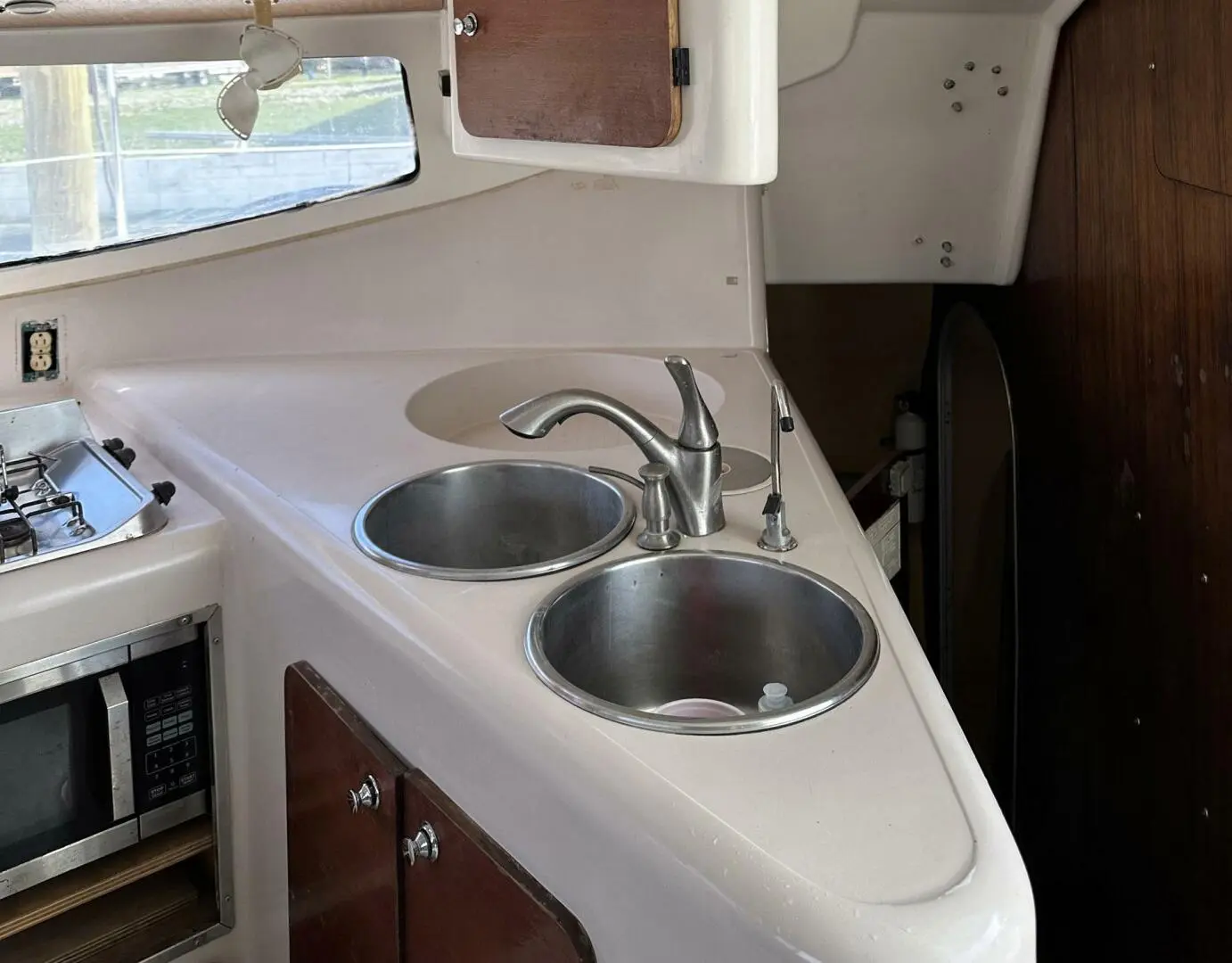 1998 Fountaine Pajot athena 38