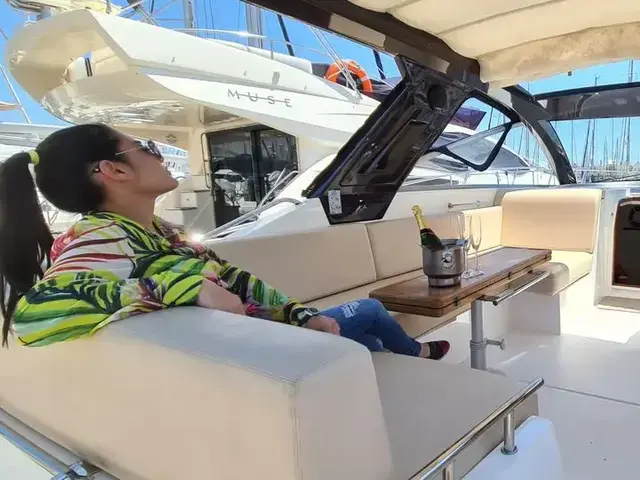 Sealine Sc 35