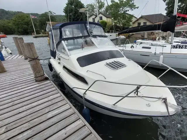 Fairline Weekender 21