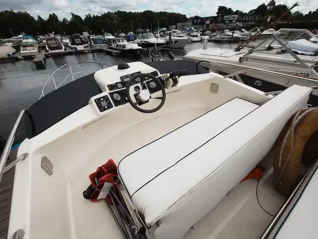 Sealine 305 Statesman